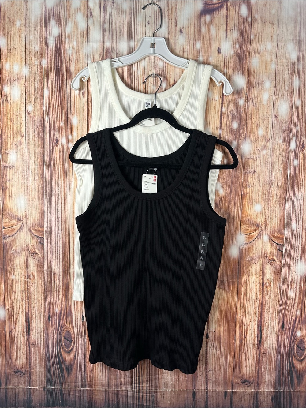NWT Uniqlo Ribbed Tank Top Set in Black and White Size Large
